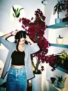 Cinamatic Flash Filter Photo Prompt